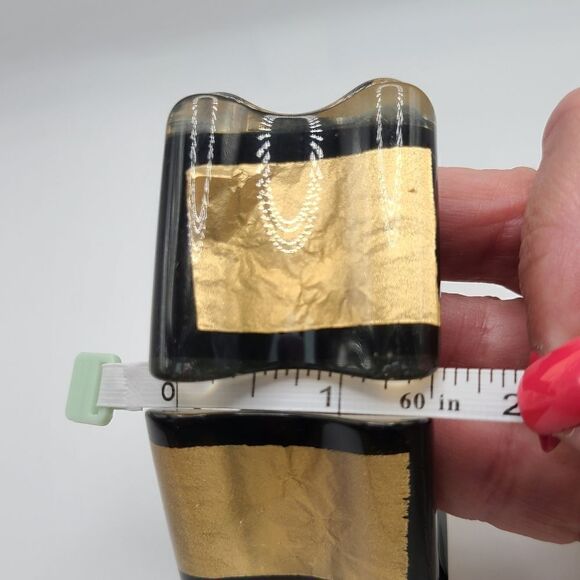 Stylish bracelet,  acrylic black and gold squares,  goldtone hardware,  stretchy - Picture 5 of 6